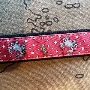 Vineyard Vine crab belt size 30